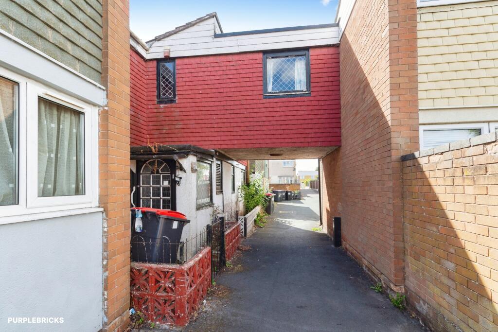 Main image of property: Sandcroft, Telford, TF7