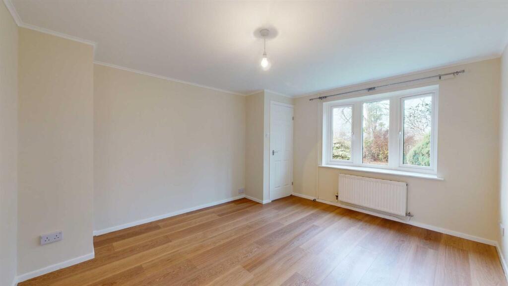 Millbrook Drive, Shawbury, Shrewsbury photo 2