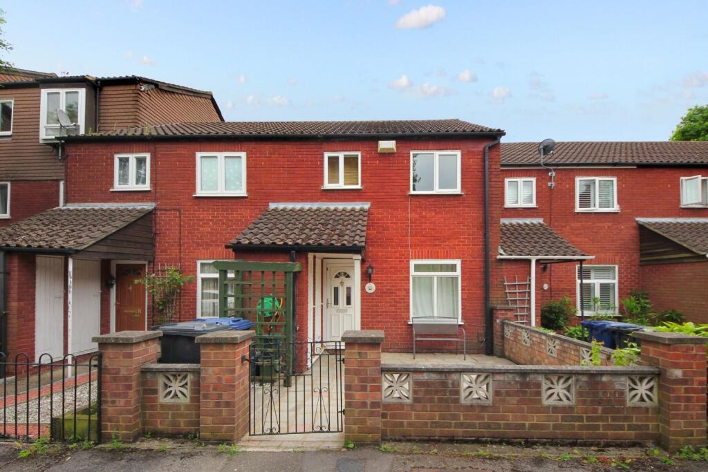 Main image of property: St Pauls Close, W5