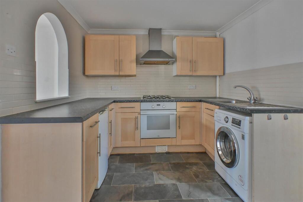 House in Brentwood, Warley - View 3