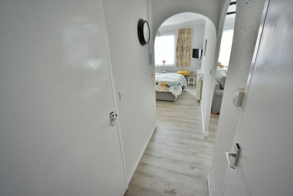 Ringwood Road, Ferndown, BH22 - Ansicht 6