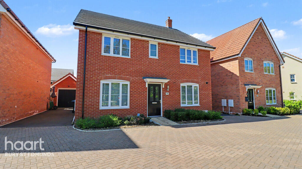 4-bed detached on Archer Drive, Stowmarket, £400,000