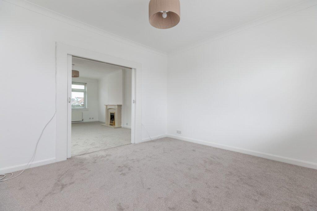 Kennedy Court, Giffnock photo 4