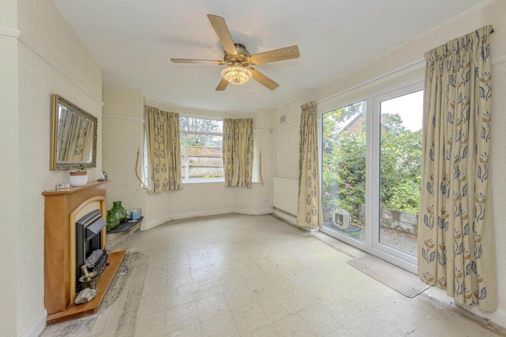 House in Stoke-on-Trent - View 4