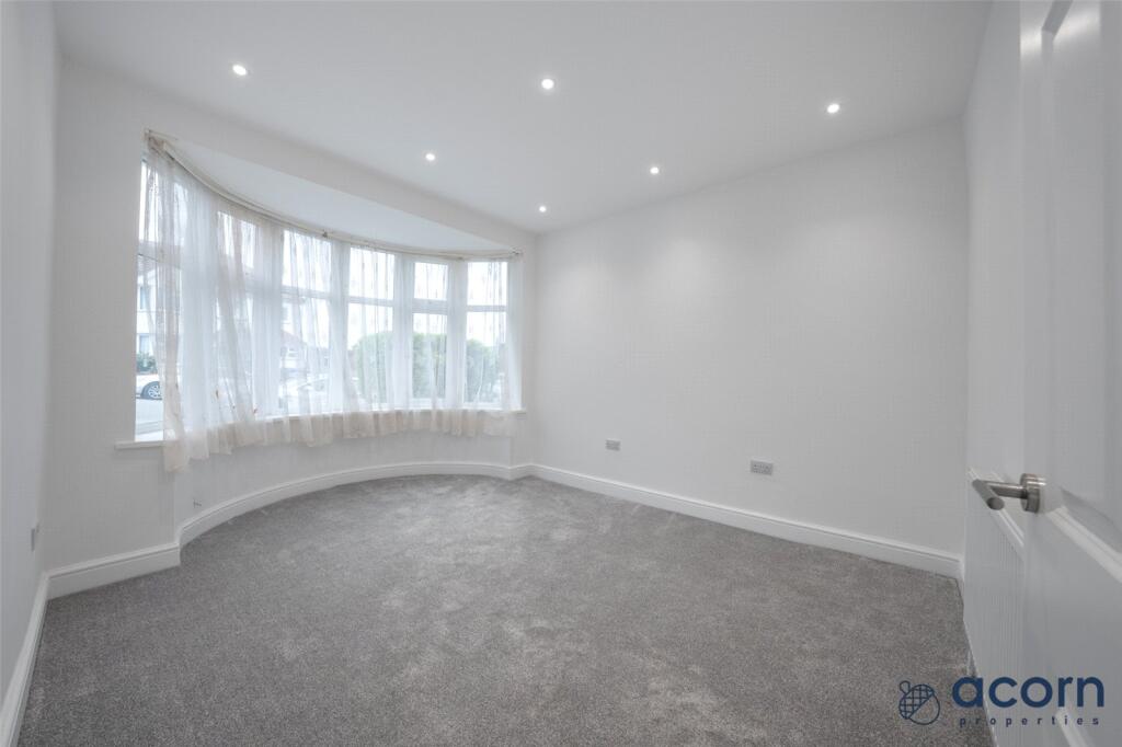 House in London, Kingsbury - View 2