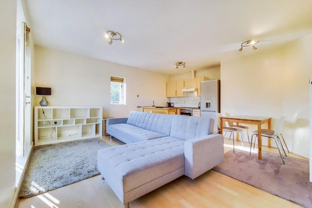 Apartment in London - View 2