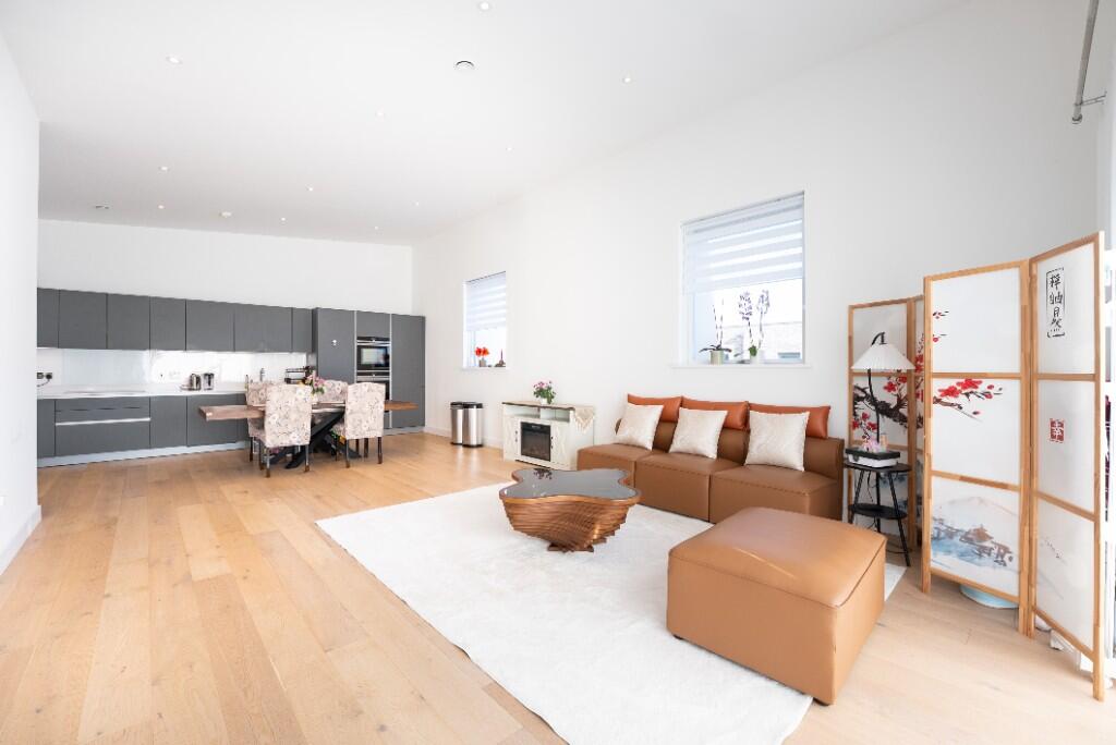 Main image of property: Stickfast Place, Cambridge, Cambridgeshire, CB3