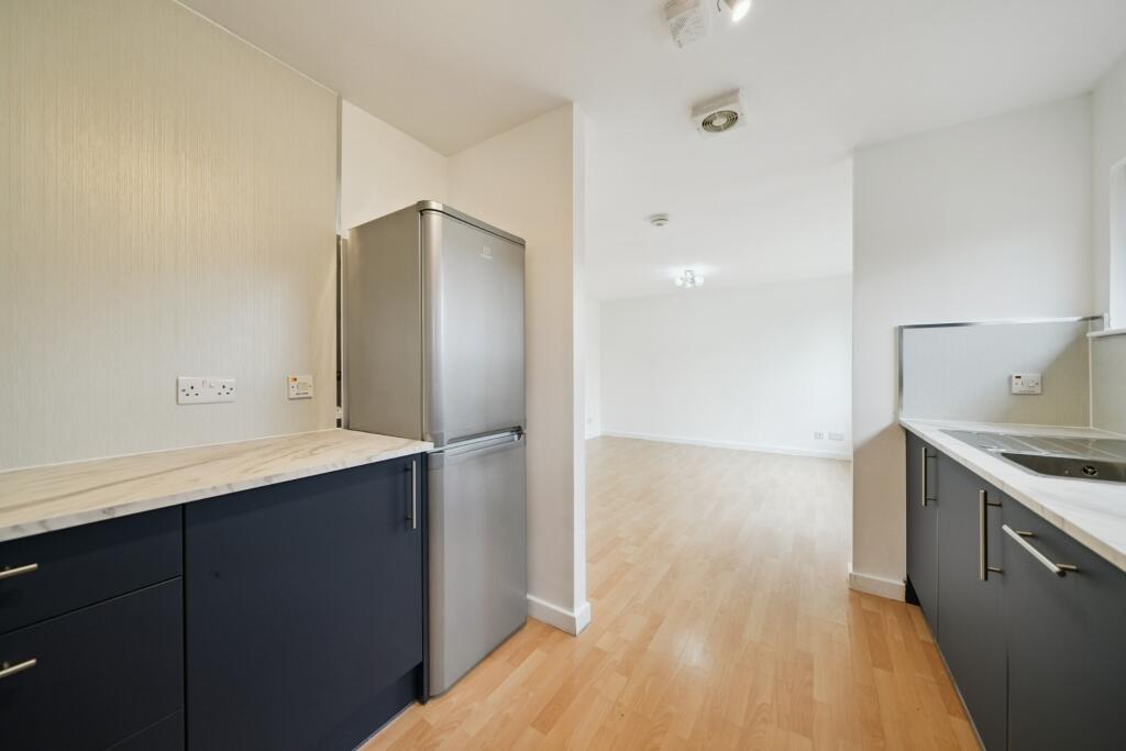 Apartment in Glasgow - More