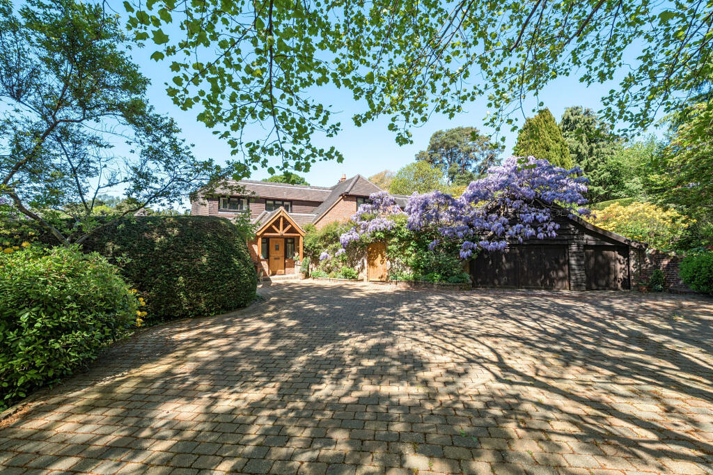 Main image of property: Compton Way, Moor Park, Farnham, GU10