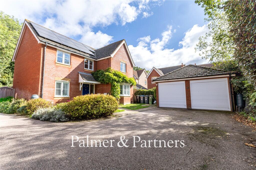 Main image of property: Keats Close, Saxmundham, Suffolk, IP17