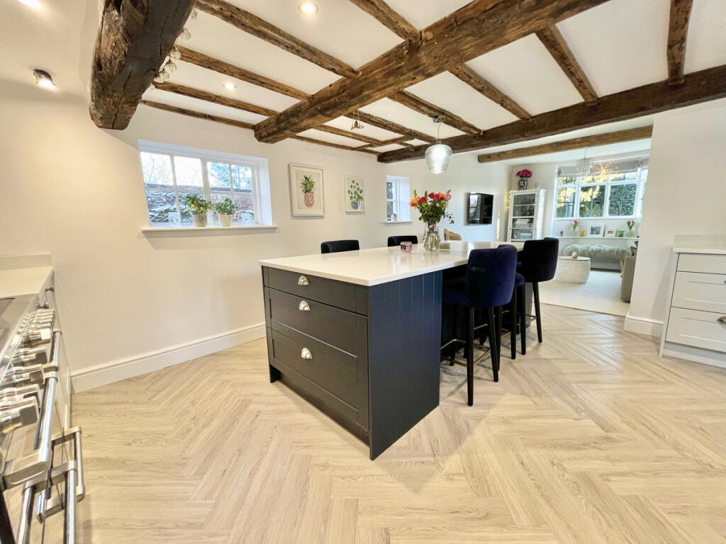 Additional image 6 of Wootton Wawen, Henley-In-Arden, Exceptional Value