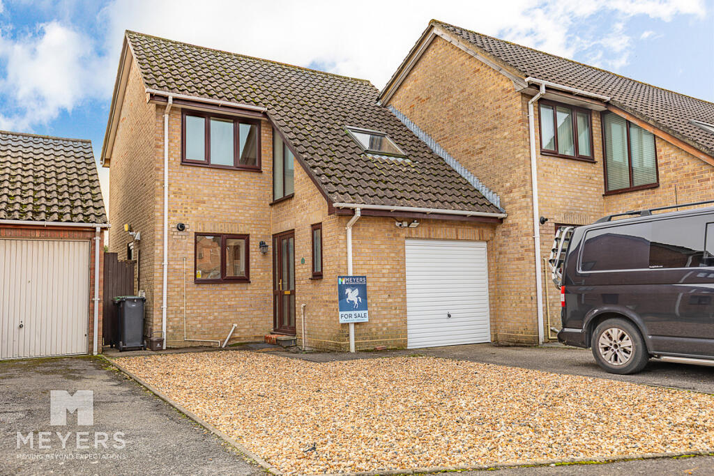 Main image of property: Bernards Close, Christchurch, BH23 2