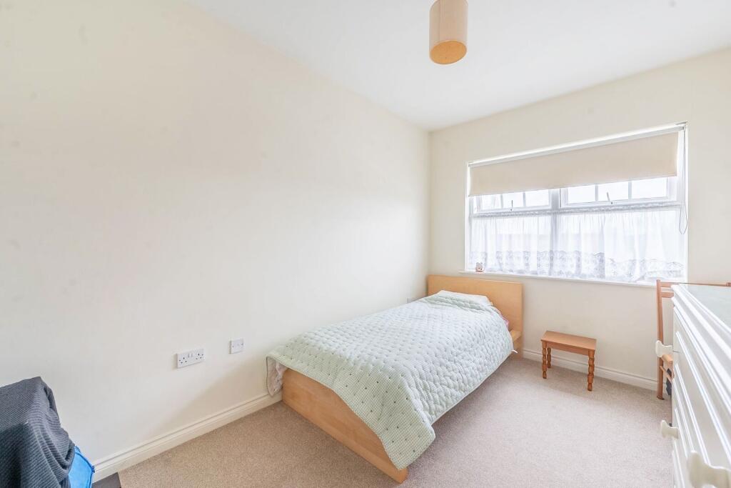 Apartment in London - View 3