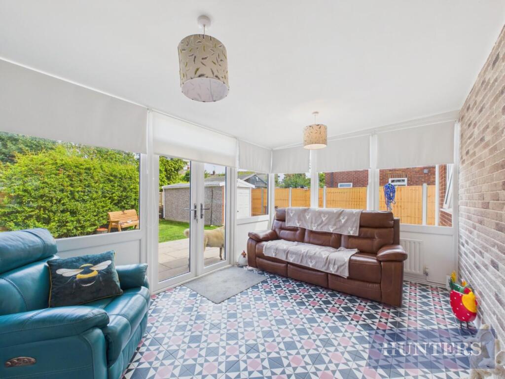 House in York, Burniston - More
