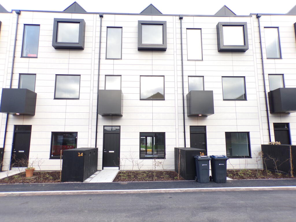 Main image of property: Port Loop