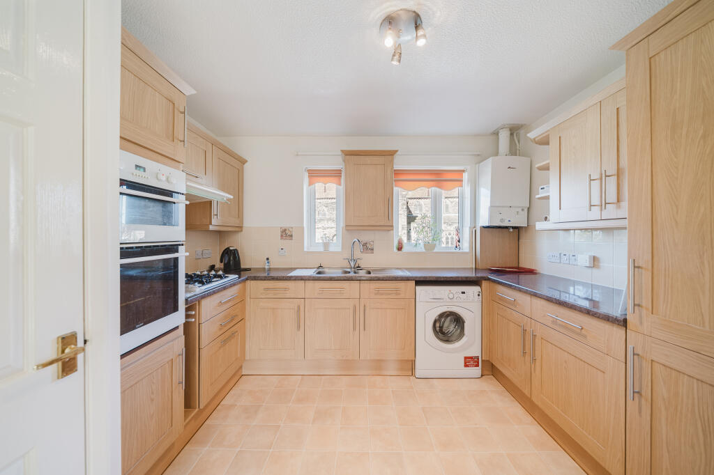 Apartment in Chester - View 3