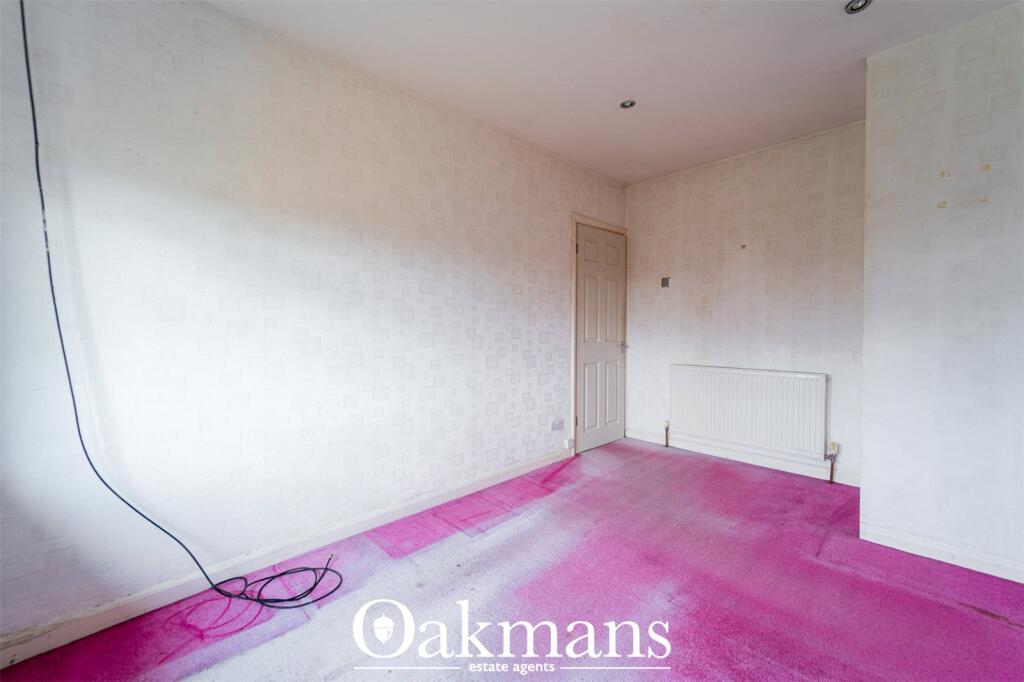 House in Birmingham, West Midlands - More