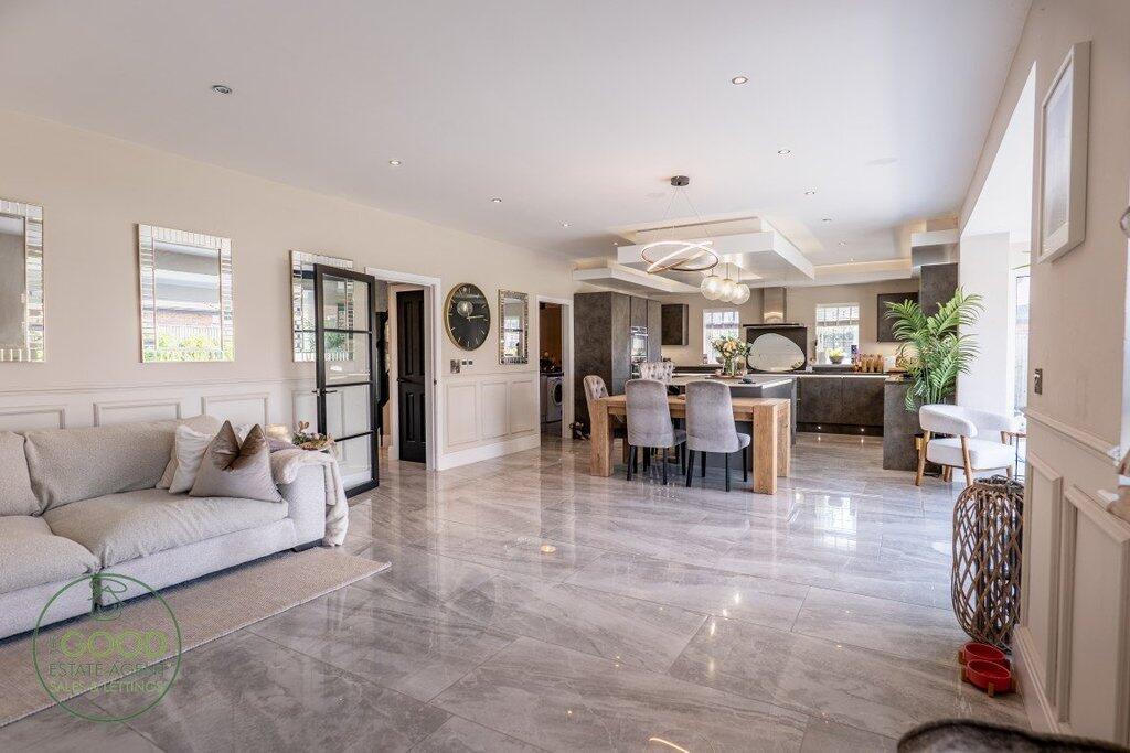 House in Preston - View 3