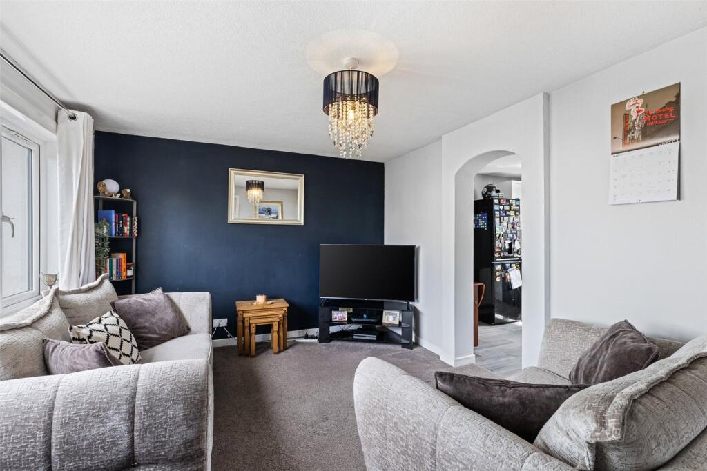 10 Shuna Court, Perth, Perth and Kinross, PH1 - View 2