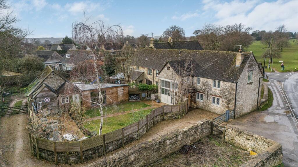 Main image of property: Cirencester Road, Minchinhampton, Stroud, Gloucestershire, GL6