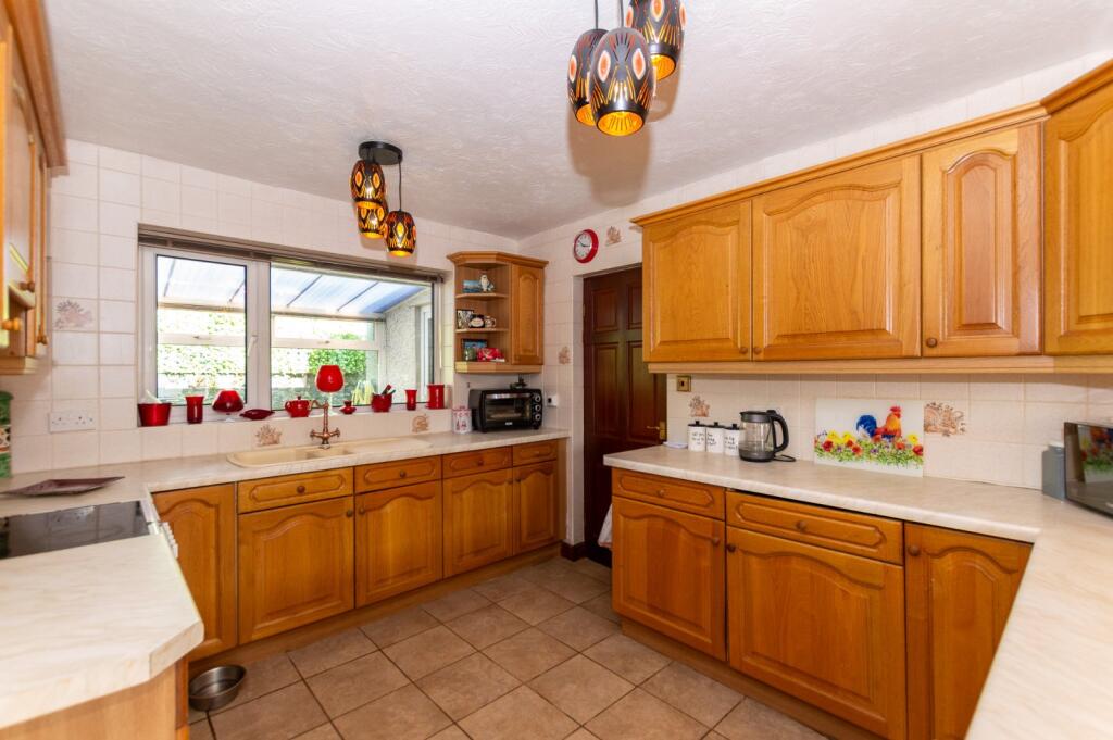 Chapel Street, Newborough, Isle of Anglesey, LL61 photo 3