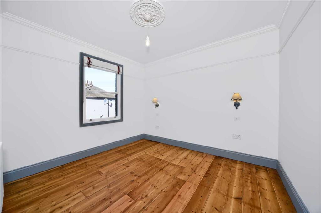 House in London - More