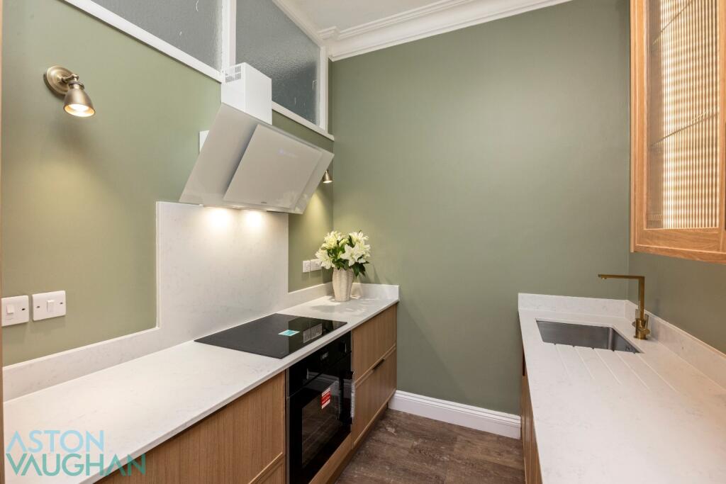 Apartment in Brighton - View 5
