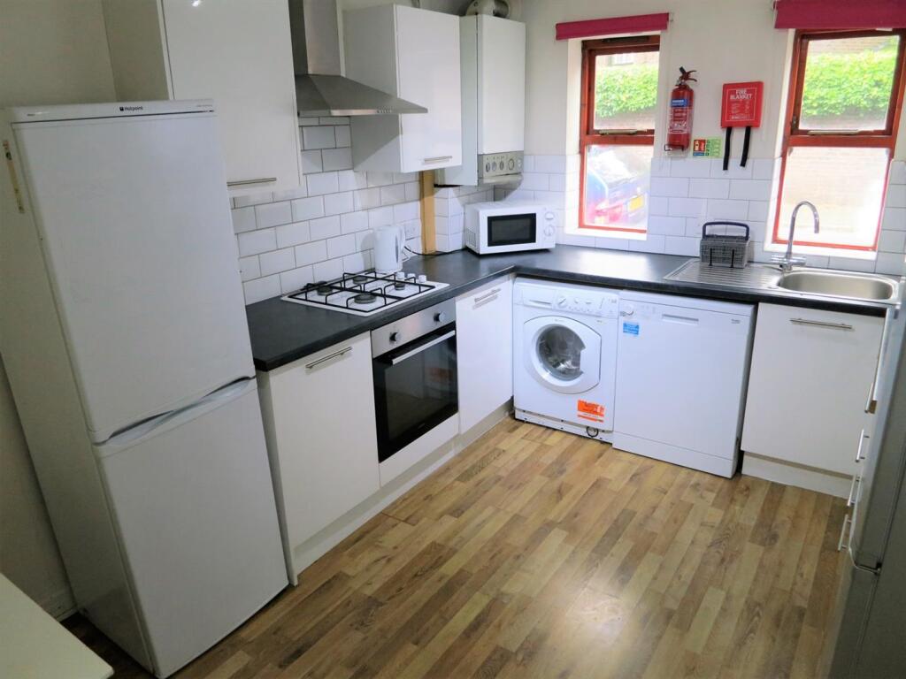 Main image of property: £132pppw, Burton Road, Withington