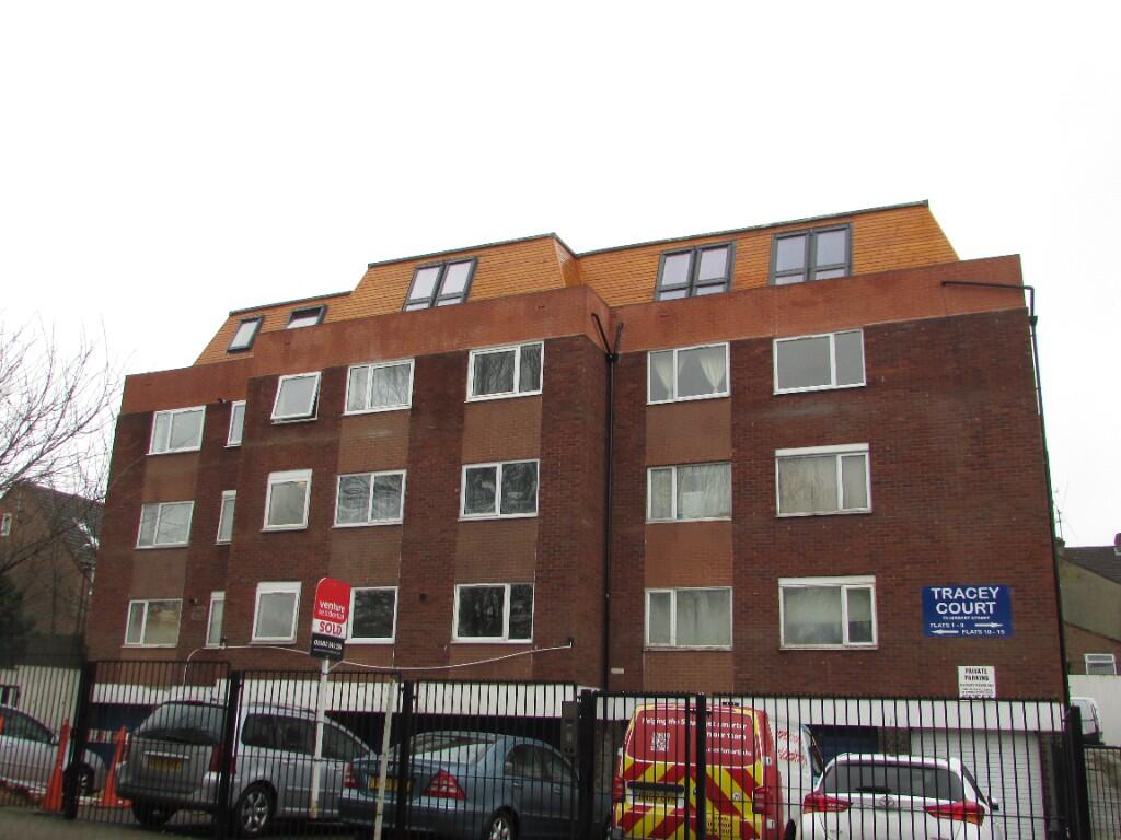 Main image of property: Hibbert Street, Luton, Bedfordshire, LU1