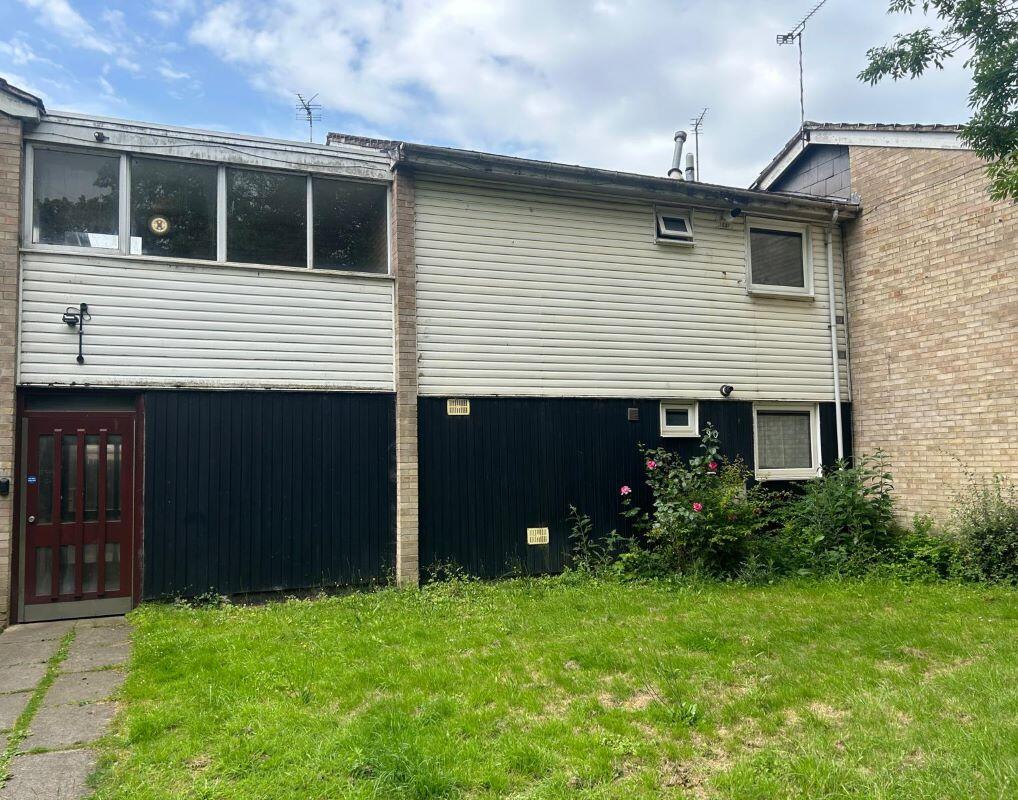 Main image of property: 32 Bath Street, Off Loughborough Road, Leicester, LE4 7QD
