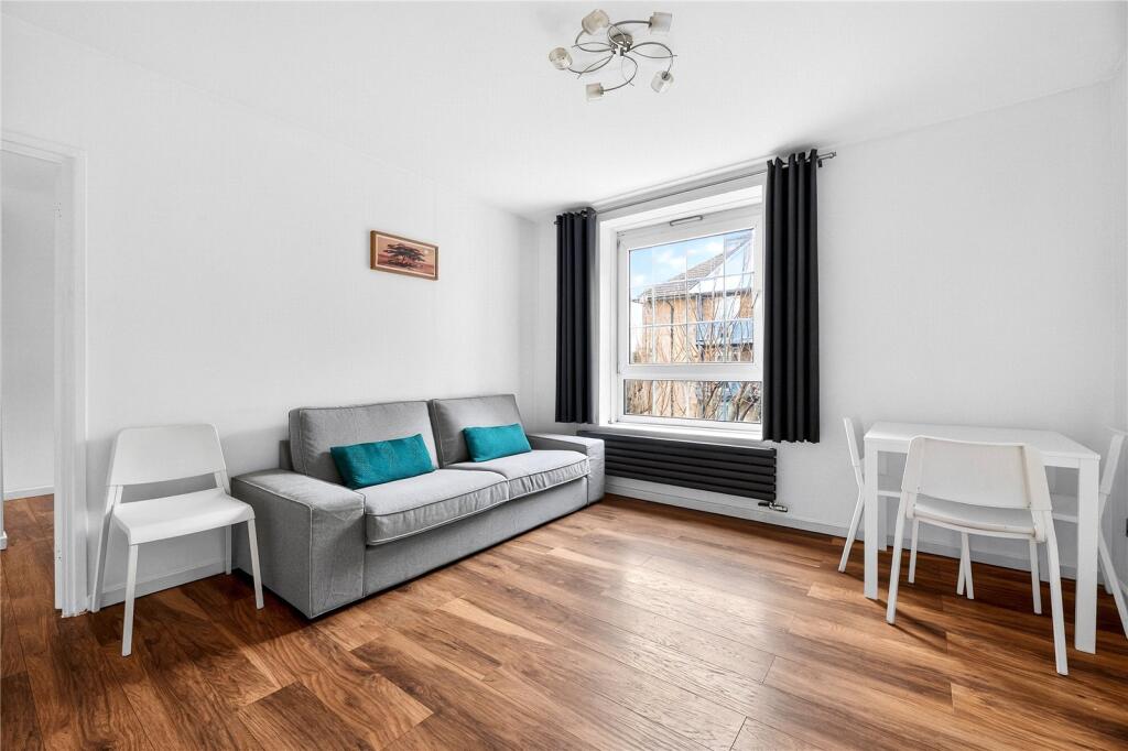 Main image of property: Limehouse Causeway, London, E14