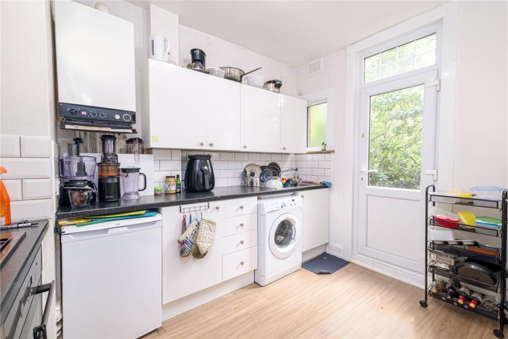 Main image of property: Warlters Close, Holloway, London, N7
