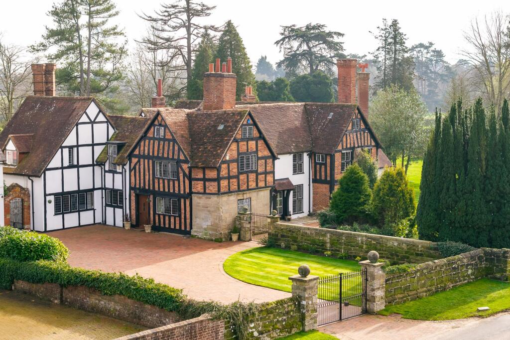 Main image of property: Lye Green, Claverdon, CV35