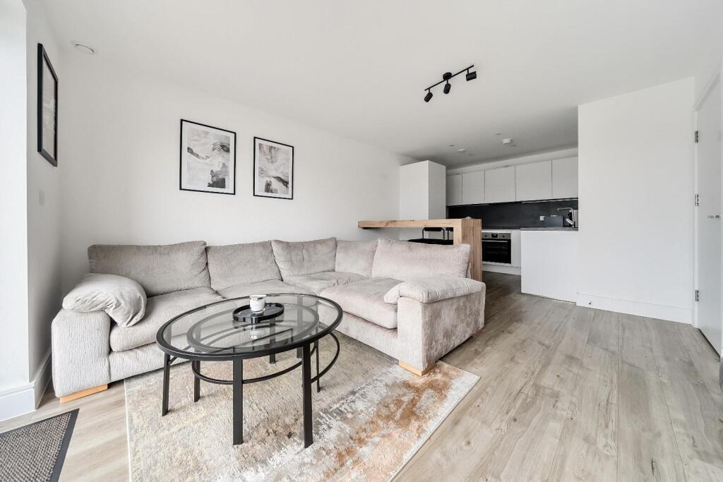 House in Southampton - View 4