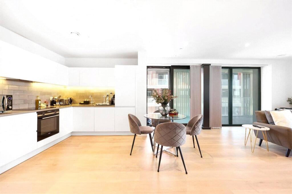 Apartment in London - View 3