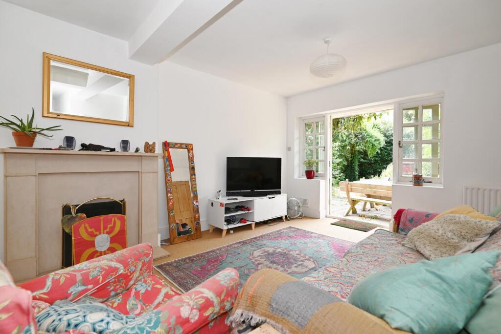 House in Twickenham - View 2
