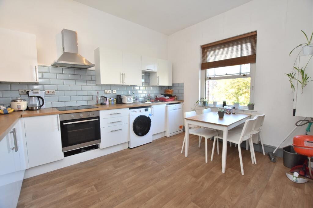 Main image of property: 5 Arlington Mansions, Clifton, Bristol, BS8 2EH