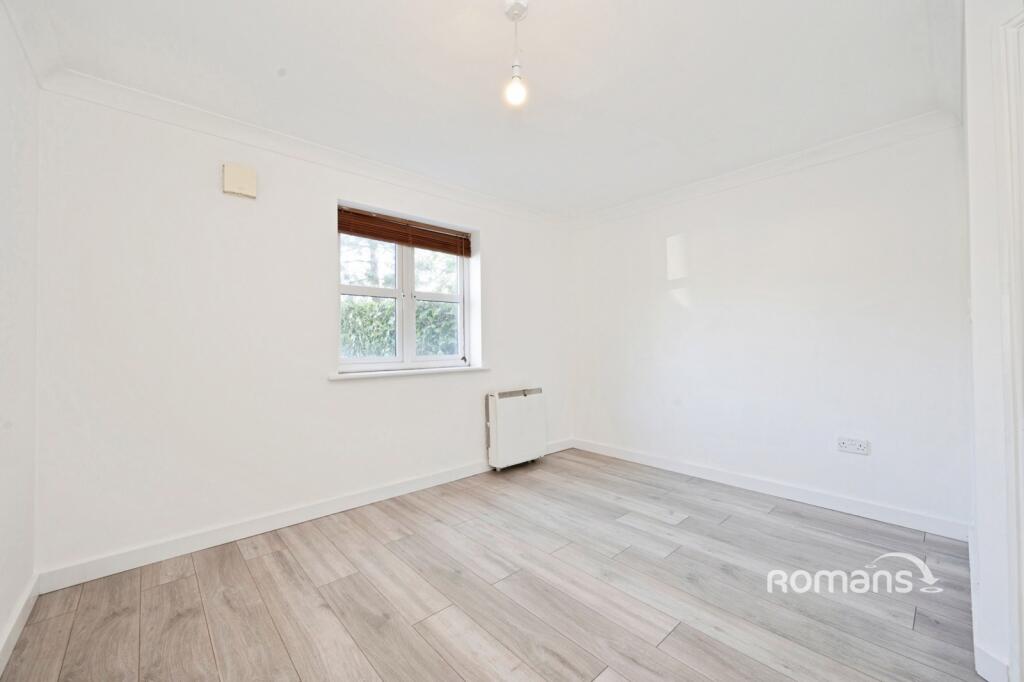 Apartment in Slough, Wexham Court - View 5