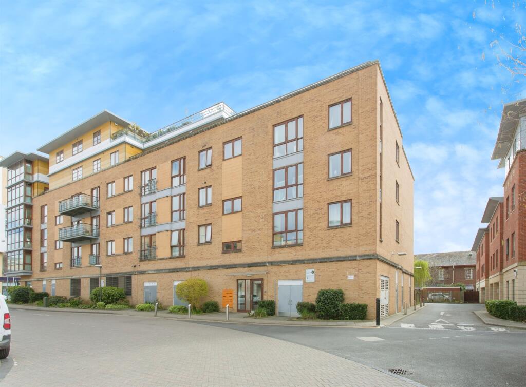 Main image of property: Homerton Street, Cambridge