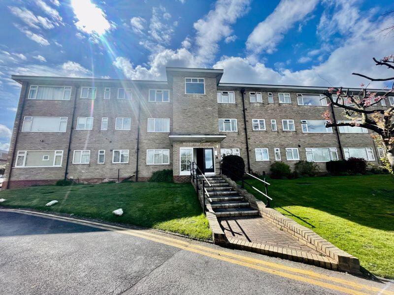 Main image of property: Vesey Close, Four Oaks, Sutton Coldfield, B74 4QN