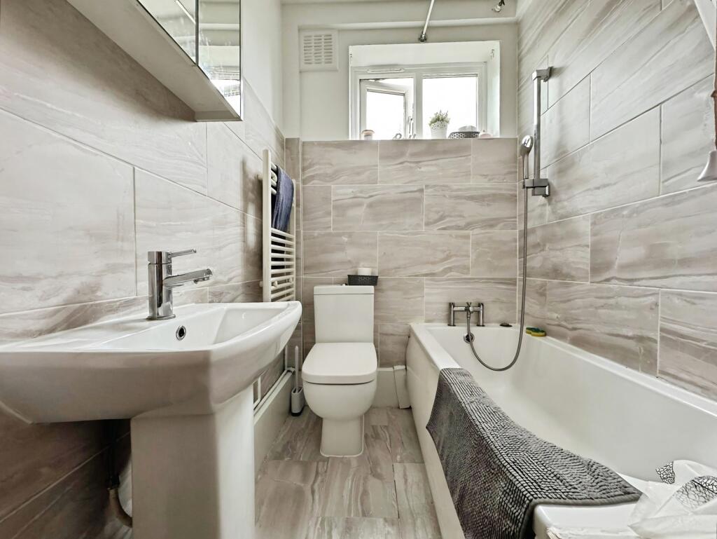 Apartment in London, Middle Park - View 4
