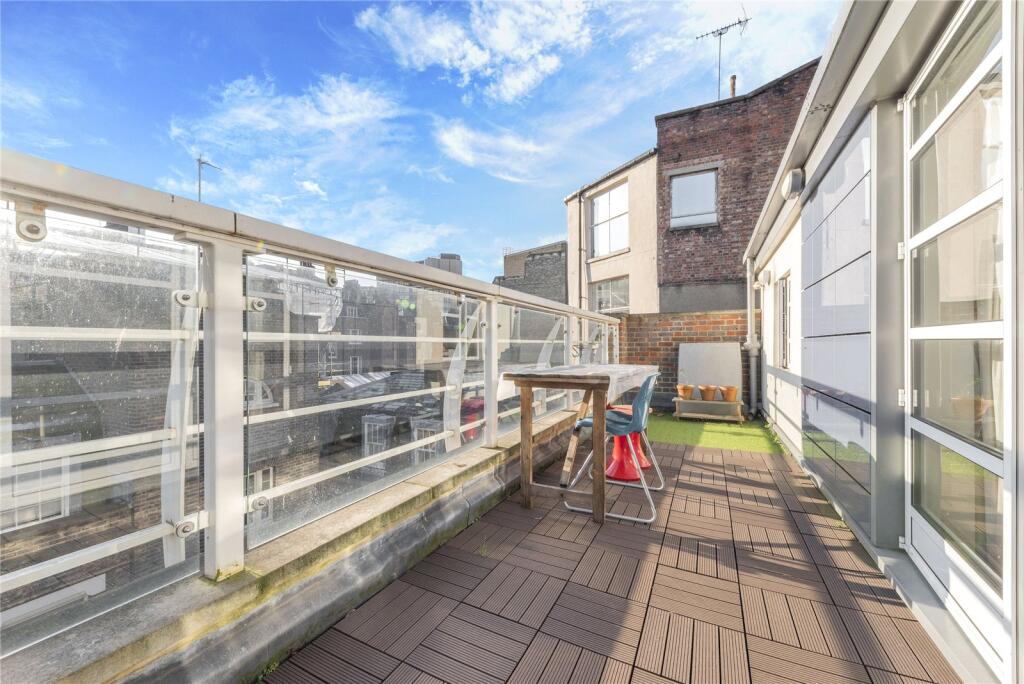 House in London, St Giles, Bloomsbury - View 5