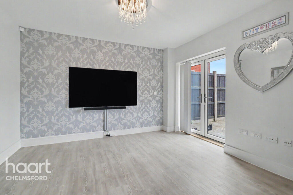 House in Chelmsford - View 4