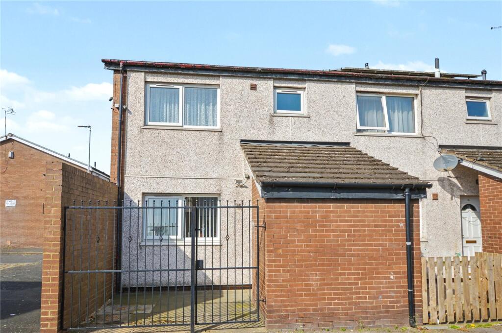 Main image of property: Rocheford Close, Leeds, West Yorkshire