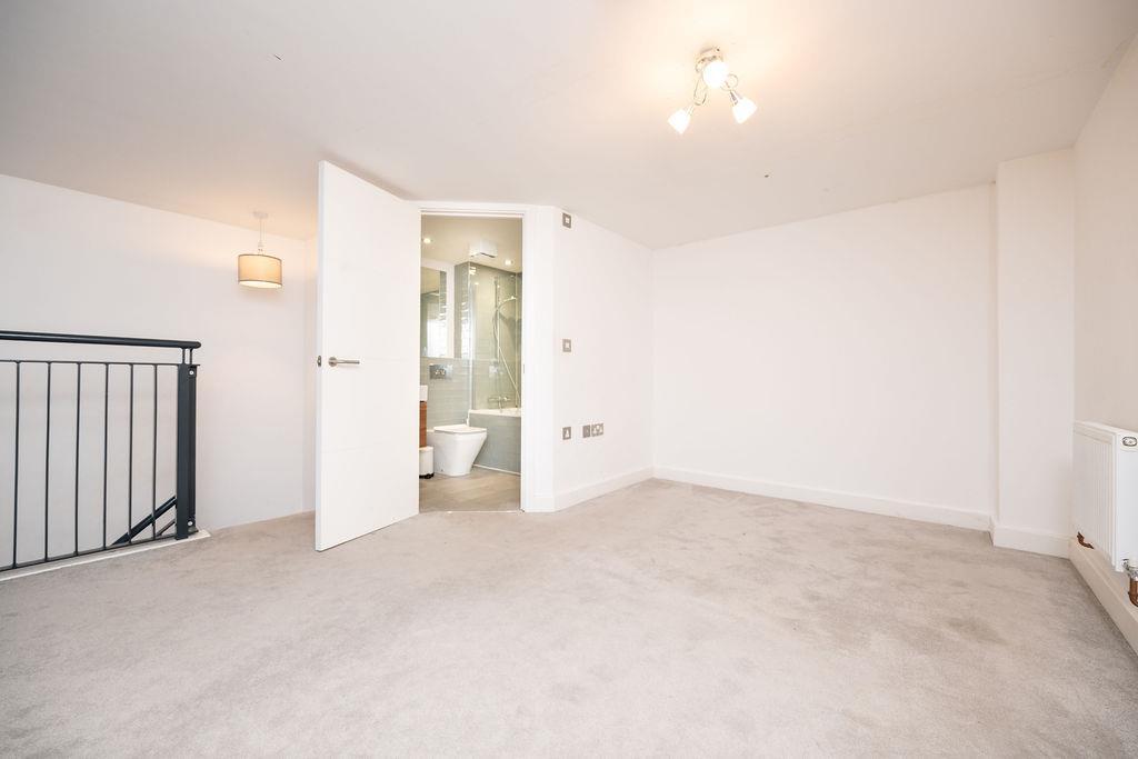 Apartment in Birmingham, West Midlands - View 5
