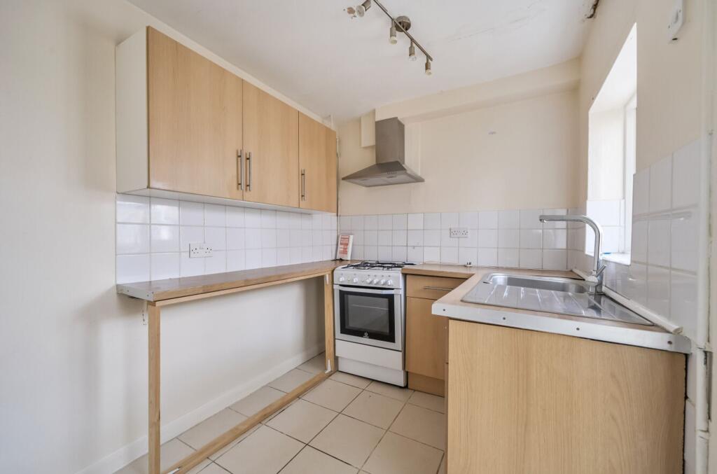 House in Reading, Caversham - View 3