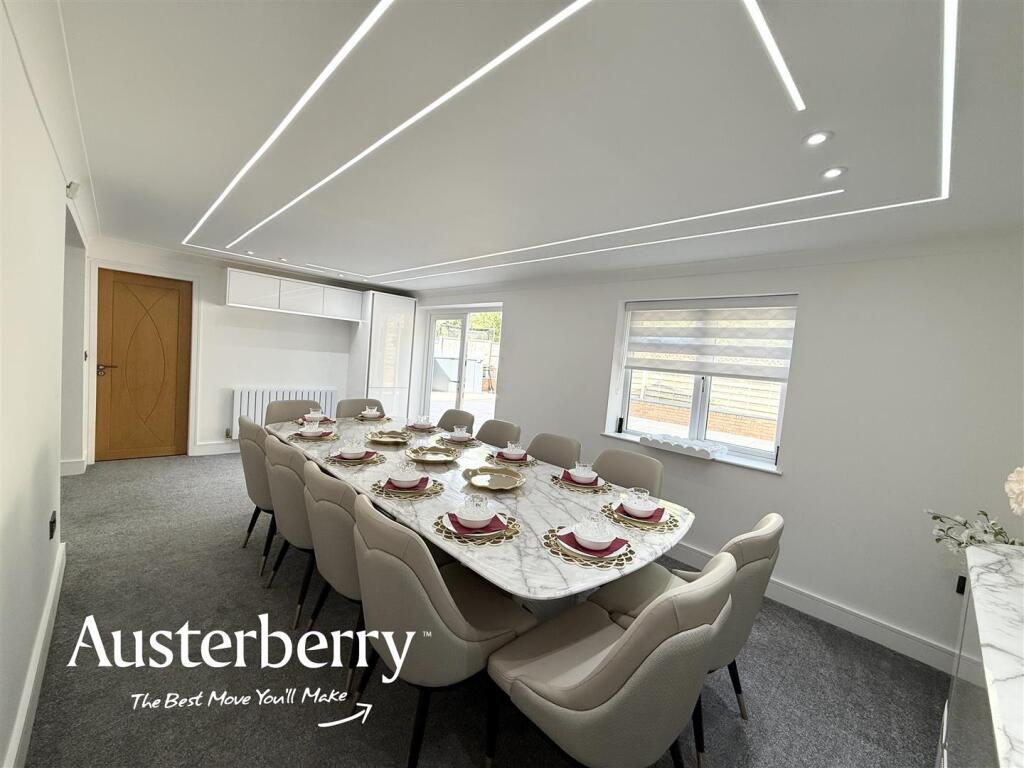 House in Stoke-on-Trent - View 4