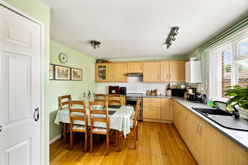 House in Dover, Guston - View 4