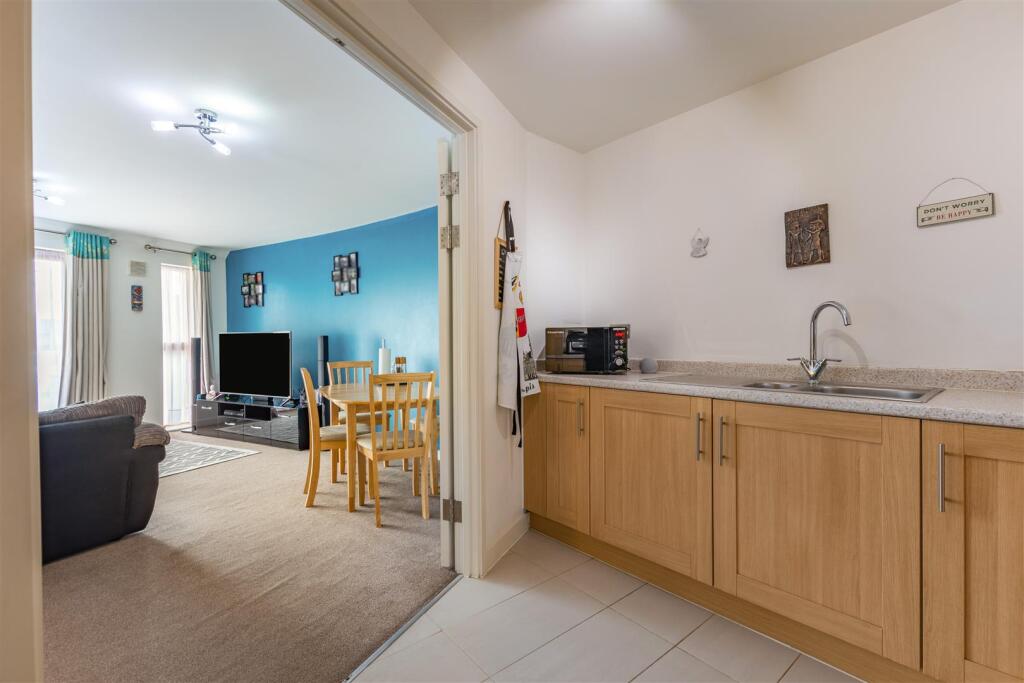 Meridian Place, East Malling photo 3