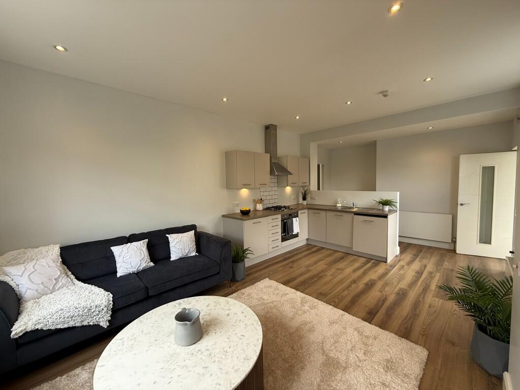 Main image of property: Park Road, Kingston Upon Thames, Surrey, KT2